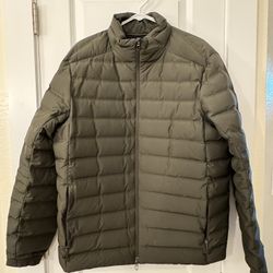 lululemon athletica Men's Green Puffer Jacket