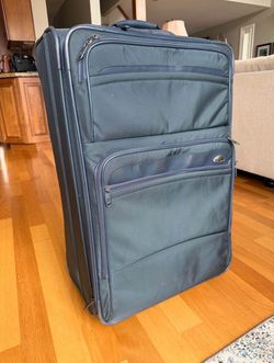 Samsonite Nexera II 28” Large Checked Suitcase – Navy Blue – Excellent Condition