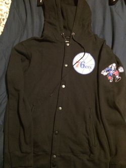Philadelphia 76ers Sweater