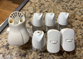 7 Plugin Air Freshener Warmers (Air Wick & Glade)