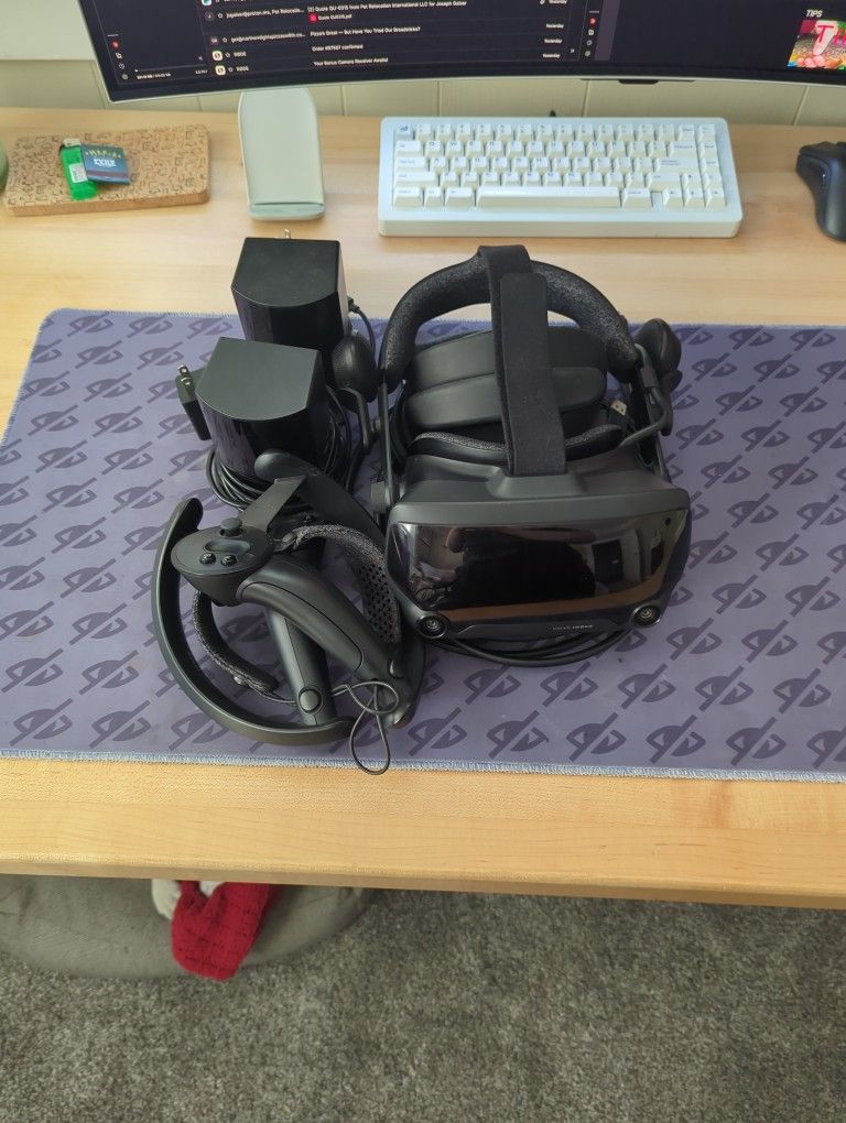 Valve Index VR headset Complete - Excellent Condition 