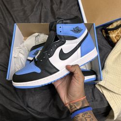 Air Jordan 1 Unc Black Toe