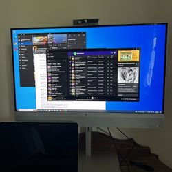 This is an HP EliteOne 870 G9 27″ Touchscreen All-in-One Desktop