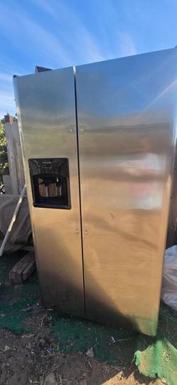 Refrigerator for sale. Great condition