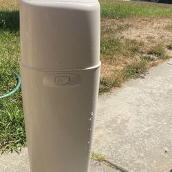 Diaper Genie 