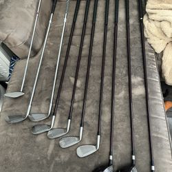 Golf clubs 