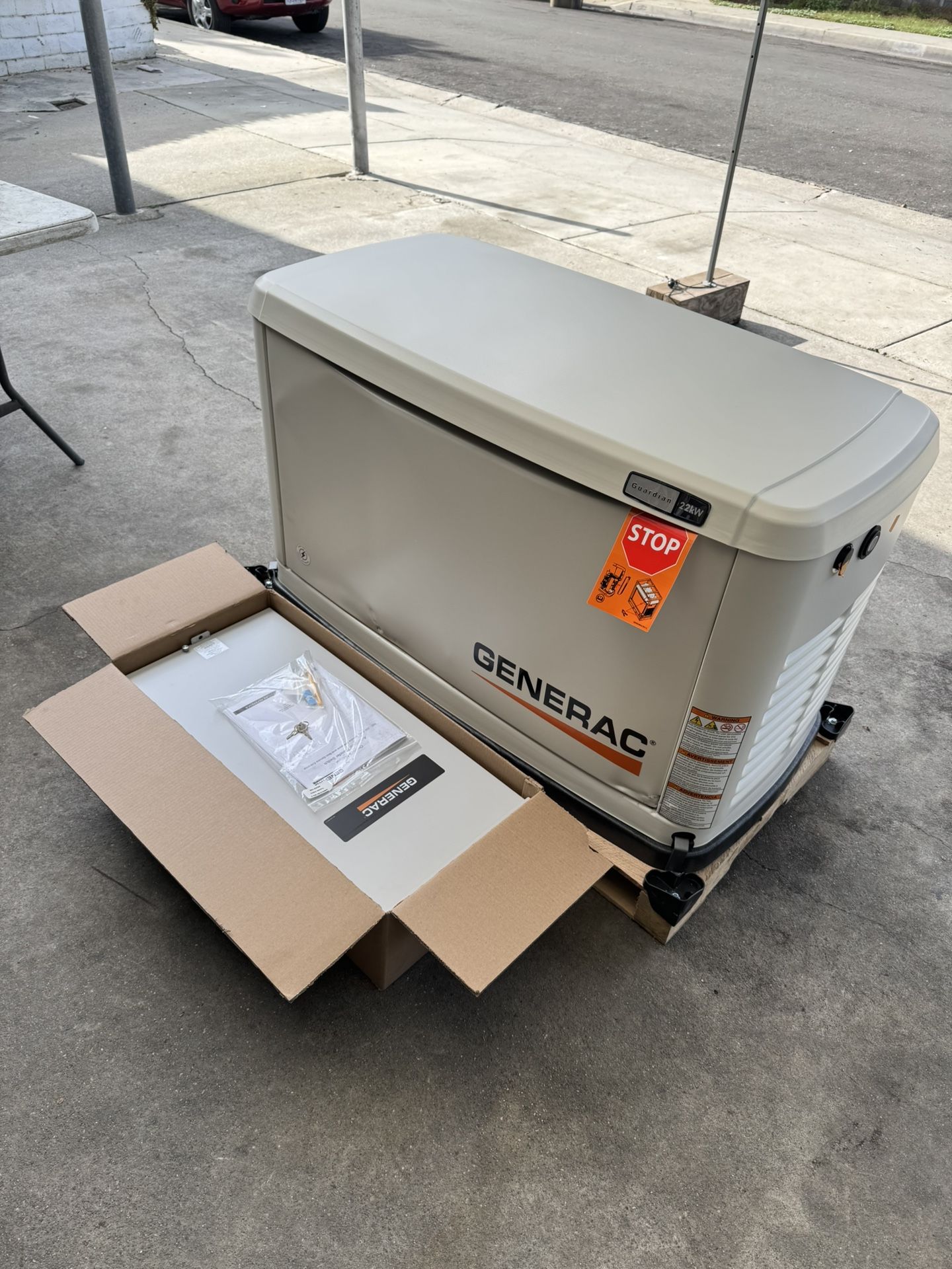 22,000 Watt - Dual Fuel Air- Cooled Whole House Home Standby Generator, Smart Home Monitoring & 200-