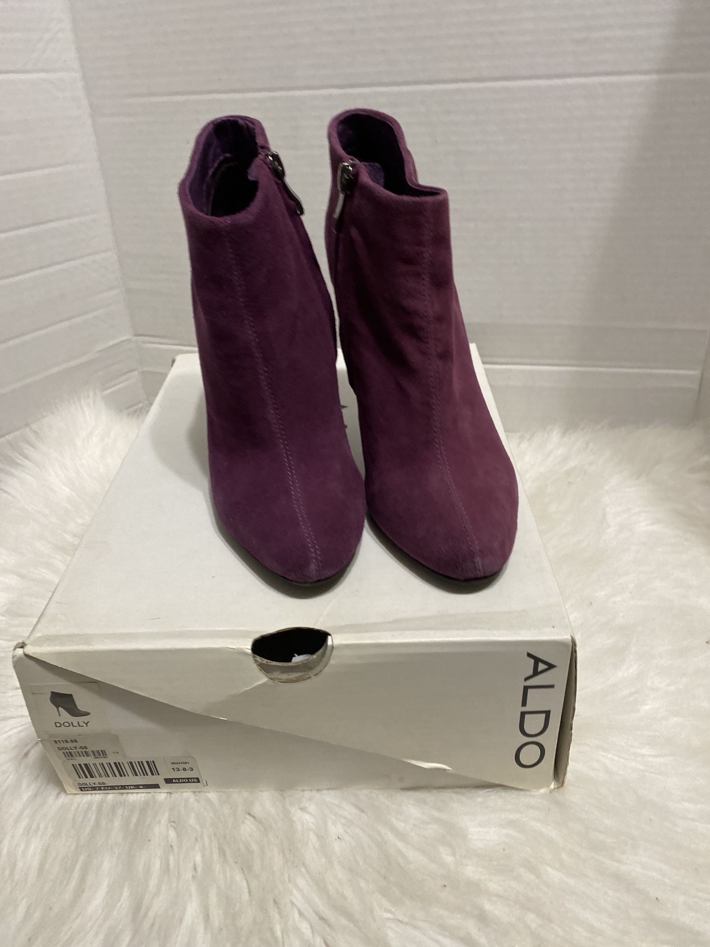 Aldo Women's Purple Dolly Suede Side Zip High Heel Ankle Boots Size 6.5