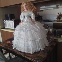 Umbrella Doll,