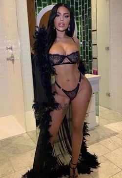 Black Feather, Long Robe