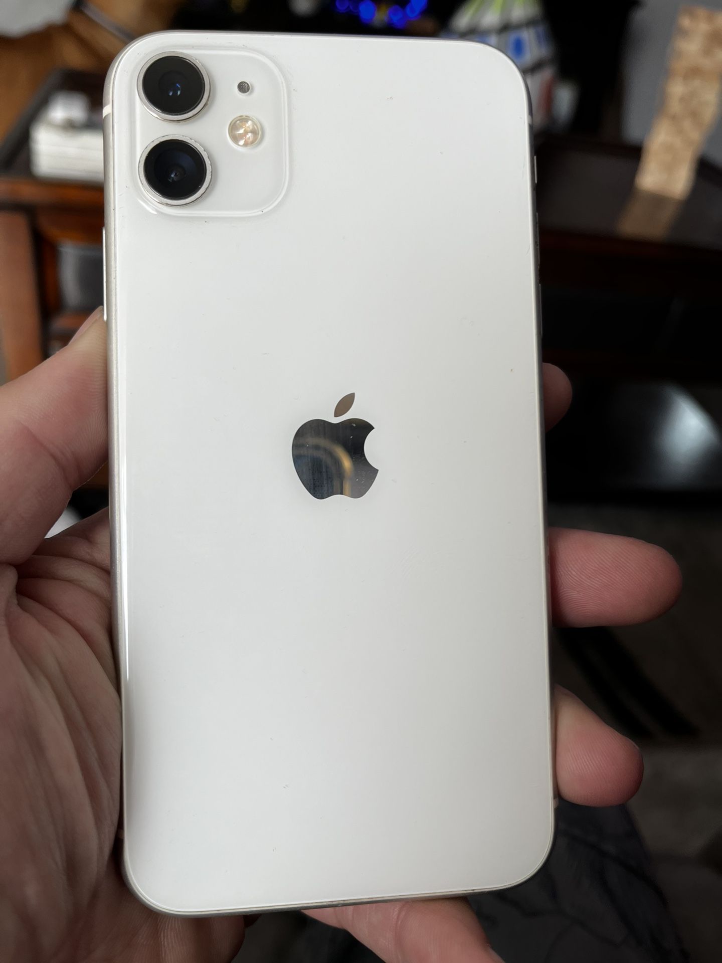 iPhone 11 Unlocked Like New Condition $300
