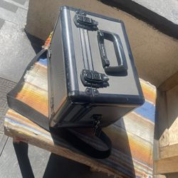 MAC professional Case 