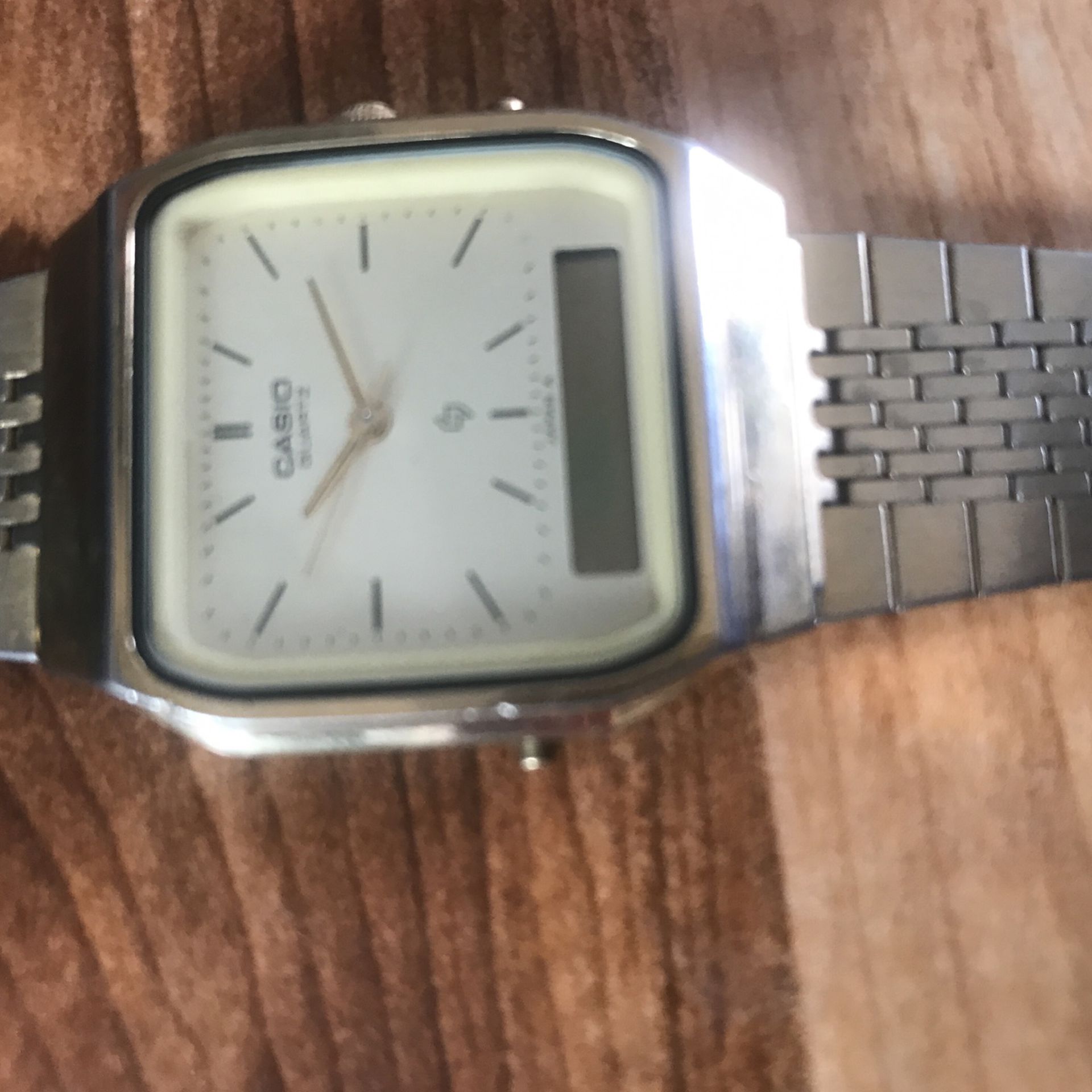Casio Quartz Wristwatch