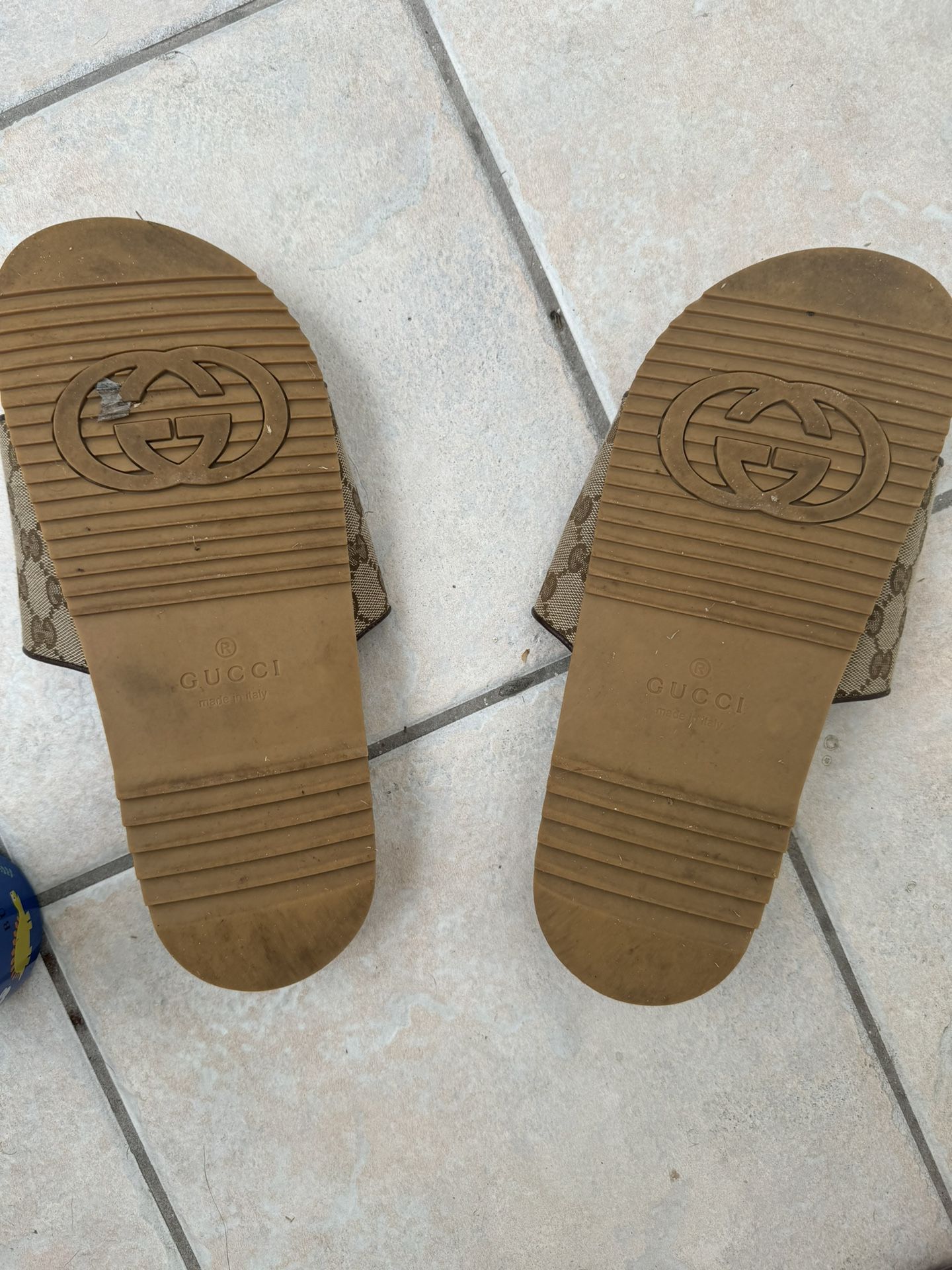 Gucci Slides 