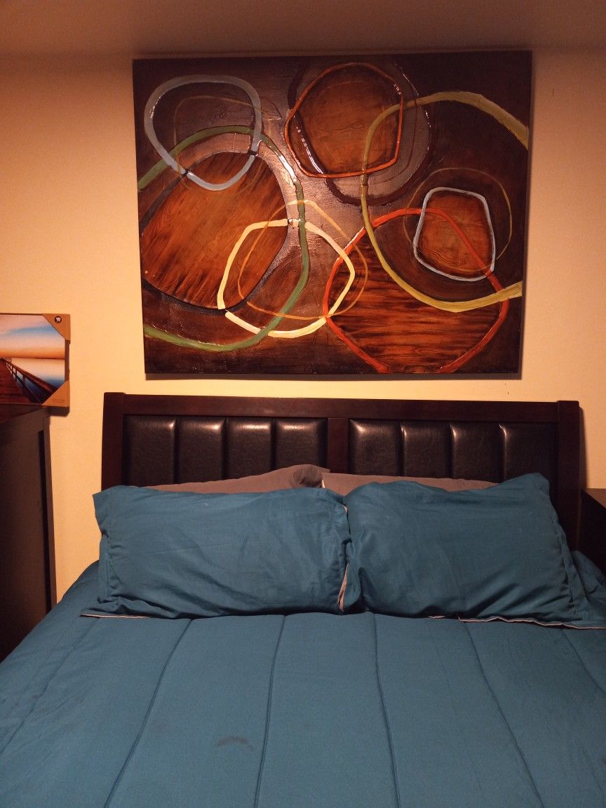 Queen Size Bedroom Set