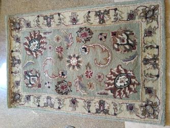 Handmade Wool Area Rug Excellent condition