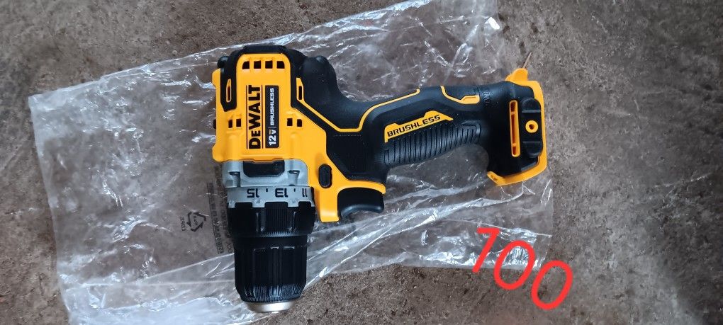 New 12v Dewalt Drill 