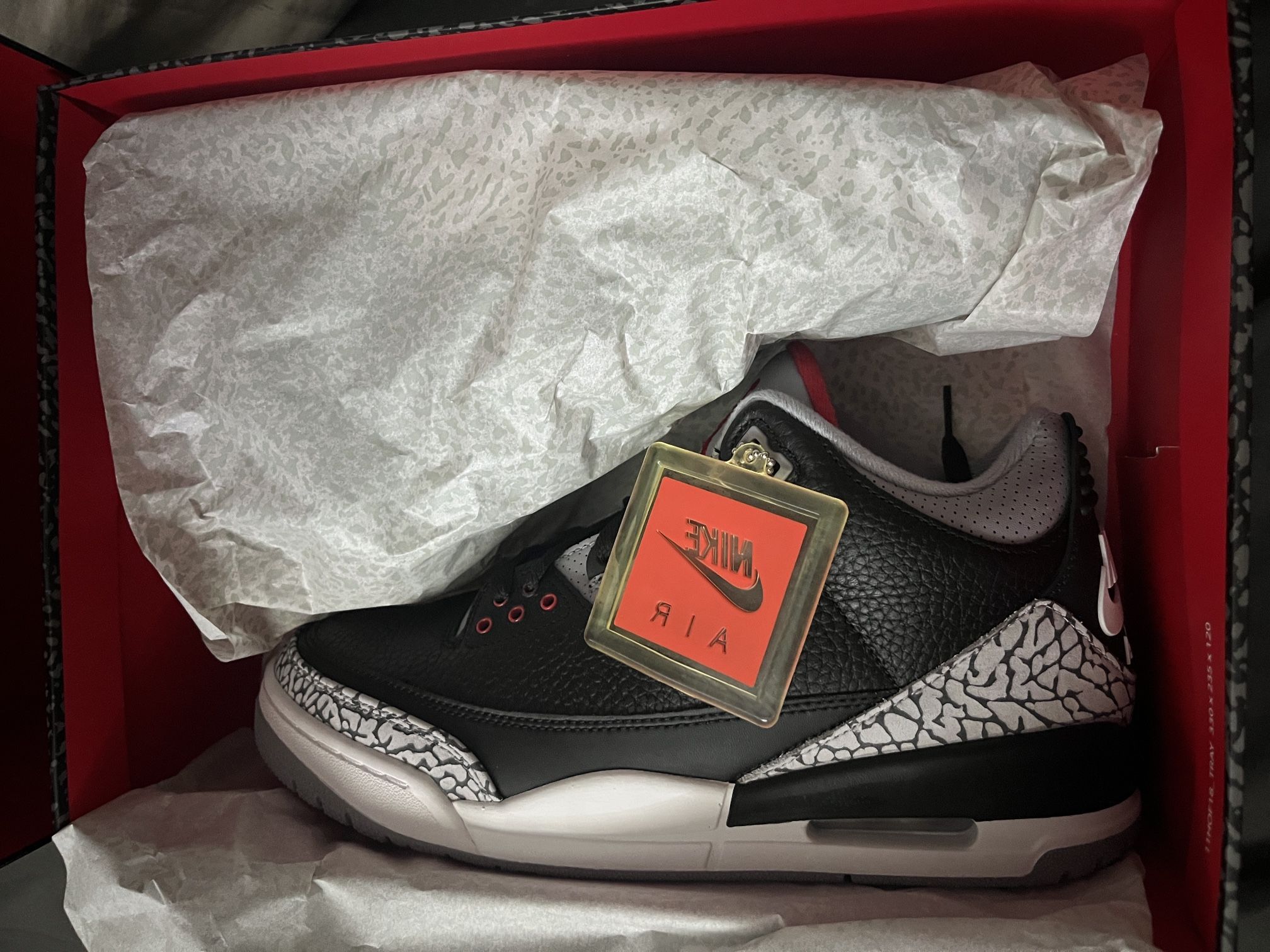Air Jordan 3 Retro OG BG 'Black Cement' 2018 Air Jordan / Sneakers /
