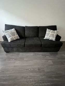 Colby Smoke Grey/Black Sofa