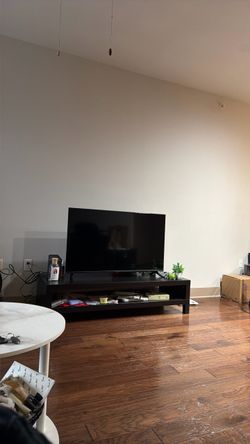 TV plus Tv console/stand