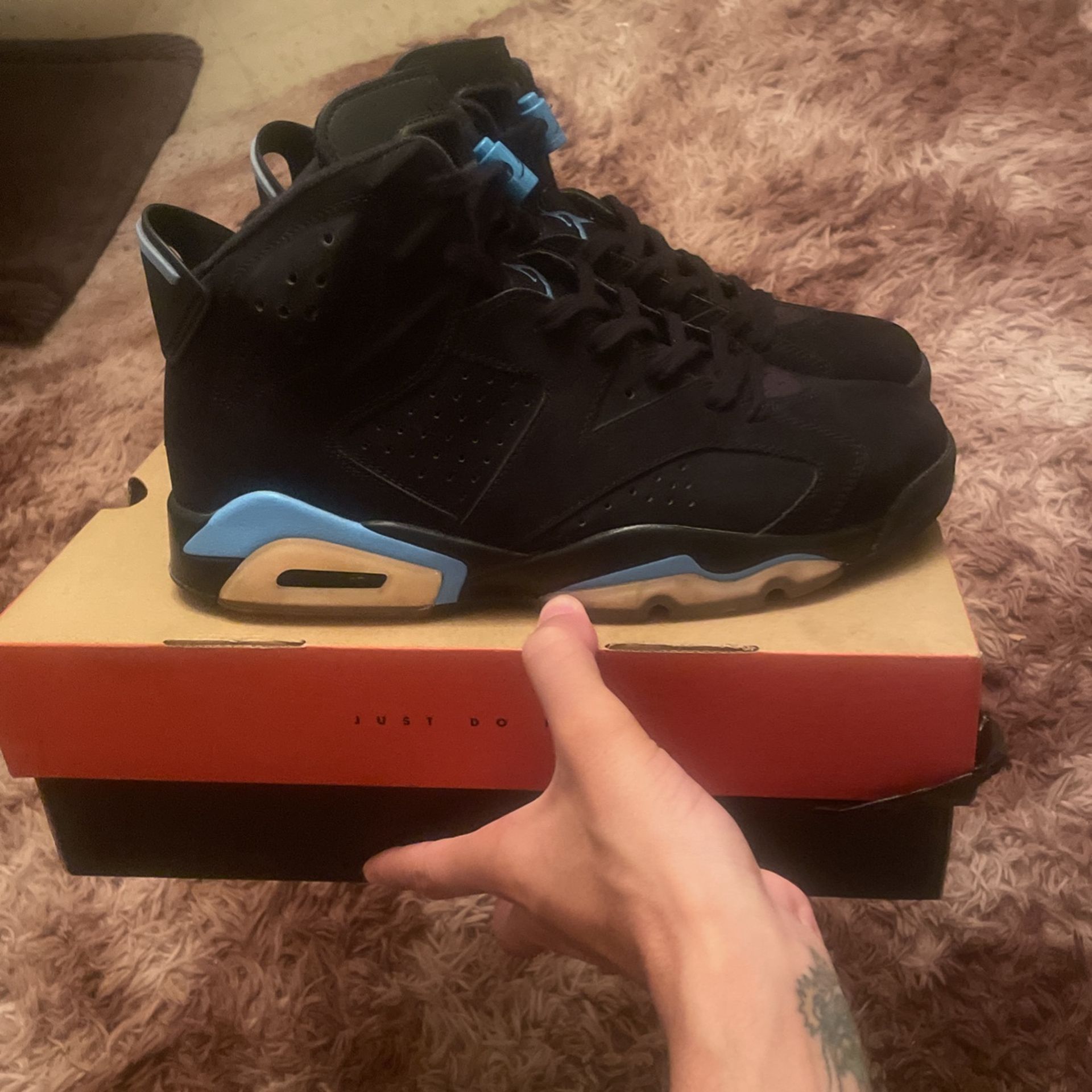 Air Jordan 6 Unc Sz 9.5