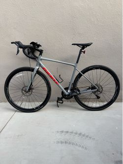 Bike Giant Contend AR