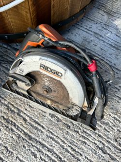 Wood saw