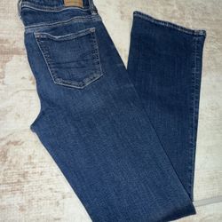 AE Size 8
