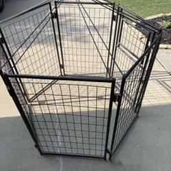 Dog play pen