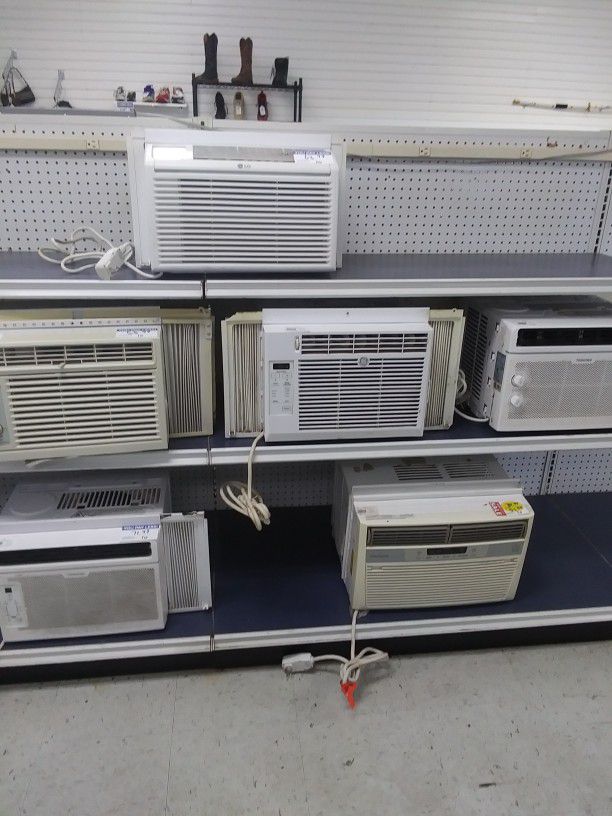 Variety Of Air Conditioners Window Units