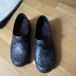 Crocs Clogs Style
