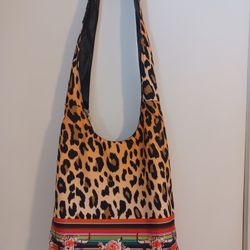 Le Miel In Leopard With Serape, Bull Skulls And Roses Detail Black Vegan Leather Hobo Handbag - Large