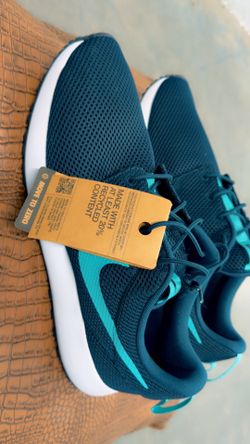 Men’s Size 13- Nike Roshe G Next Nature