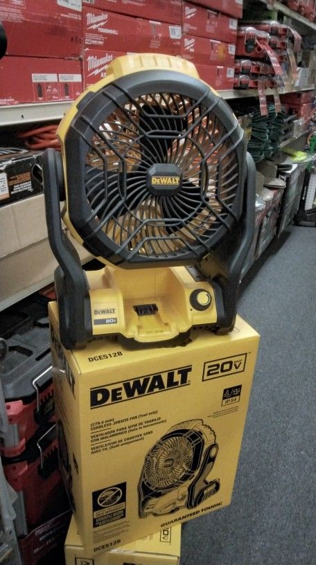 DEWALT 20V MAX mm) CORDLEES JOBSITE FAN (TOOL ONLY)