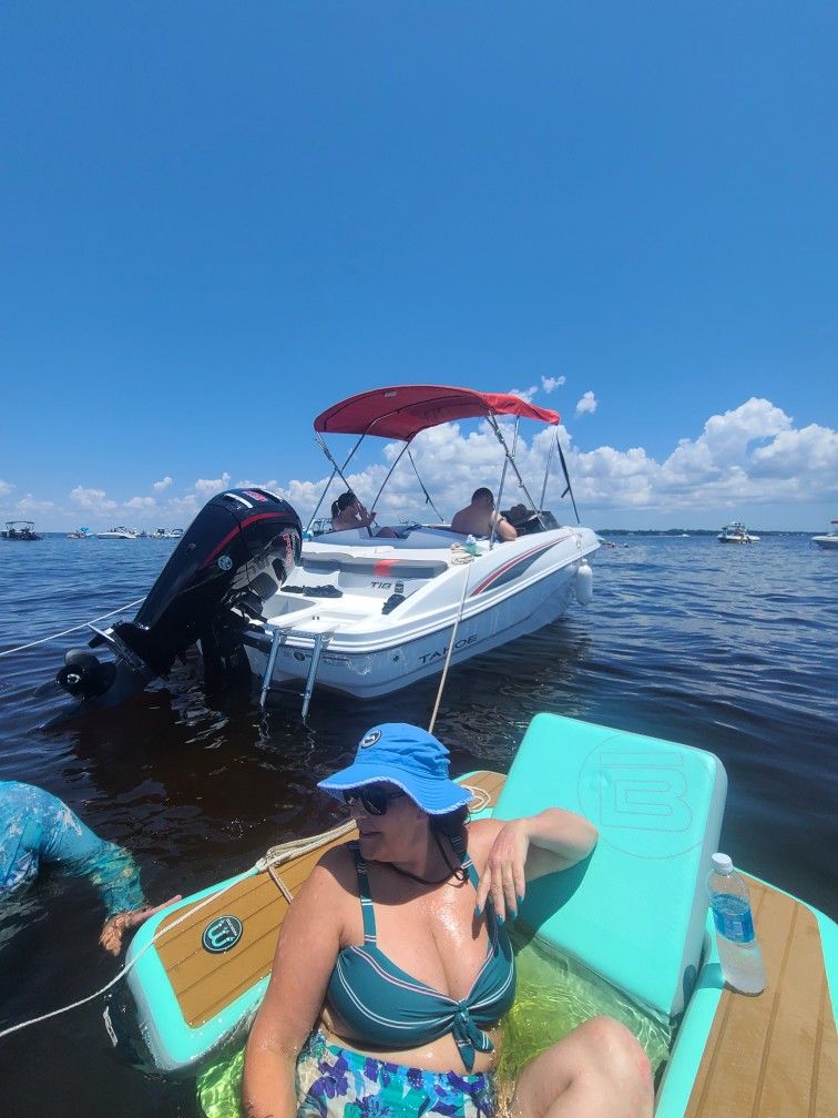 2023 Tahoe T18 Boat