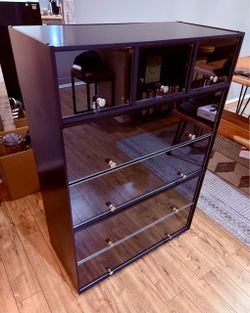 Sneaker and Hat Display Case