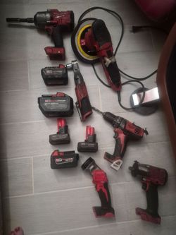 Milwaukee tools and batteries