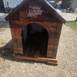 Dog House 