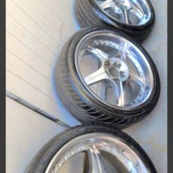 VENDO RINES CON LLANTAS 245/35/20 PARA HON TOY NISS UNIBERSALES POR SOLO $ 220