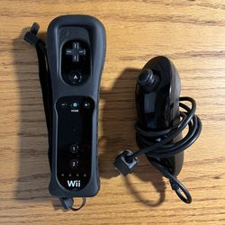 Nintendo Wii Remote & Nunchuck