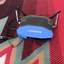 WiFi Router - Linksys WRT 1900 AC Dual-Band