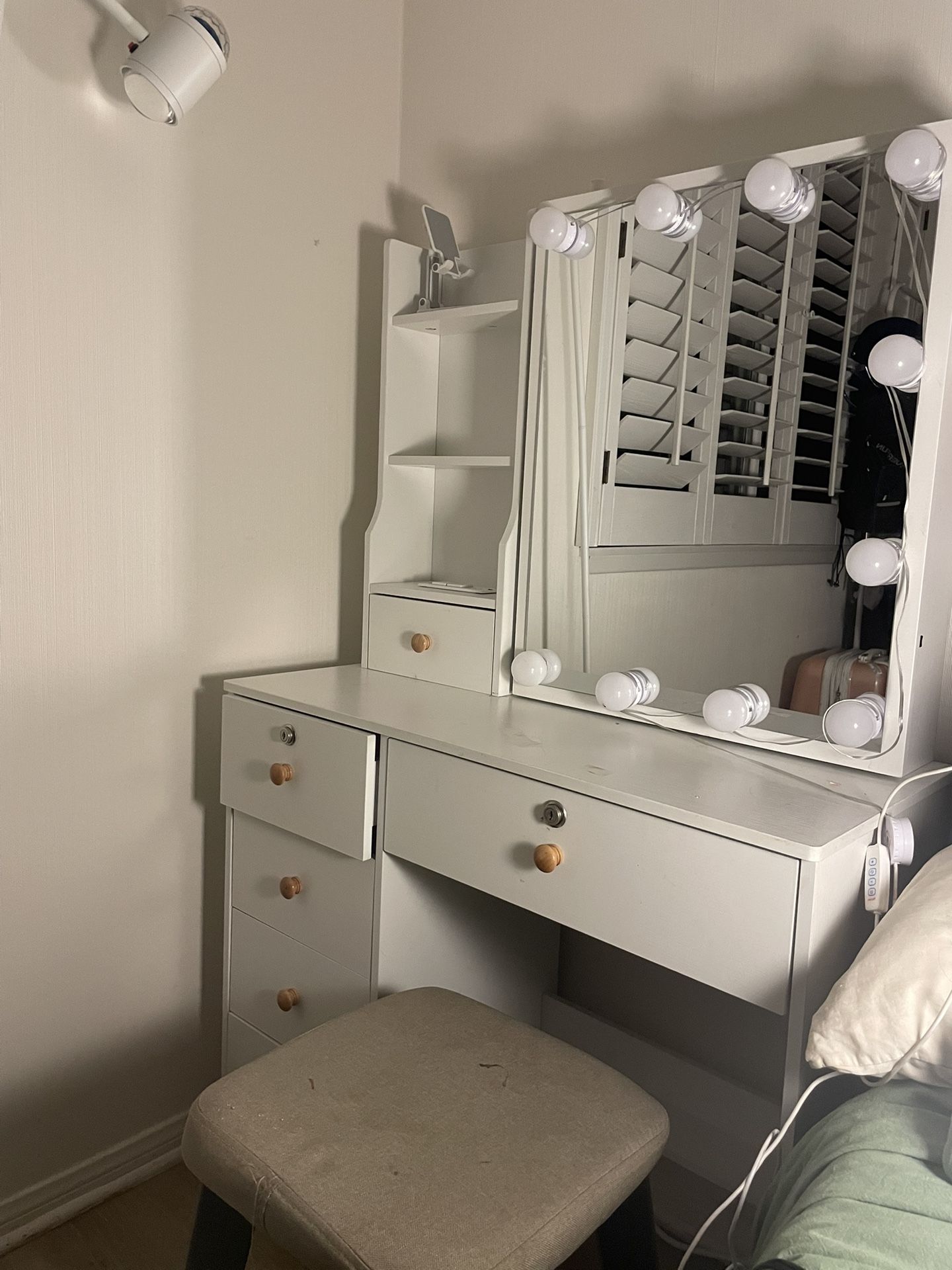 White Dressing Table W/ Drawers