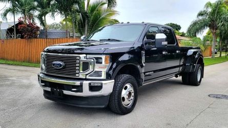 2020 Ford F350 Super Duty Crew Cab