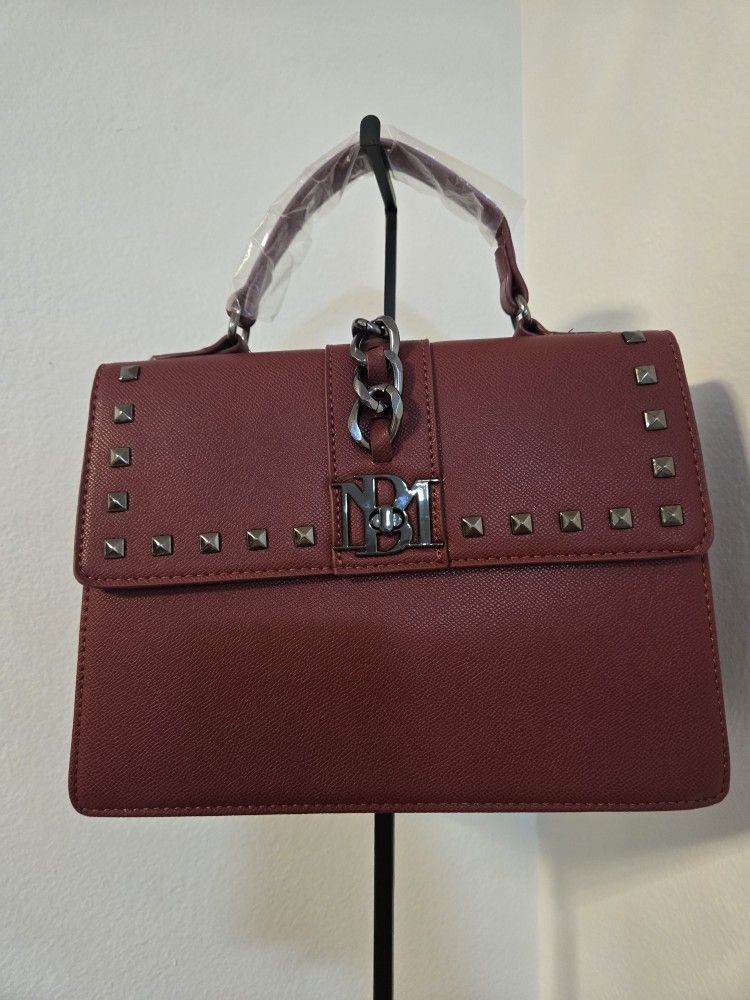Mid-size Handbag / Crossbody