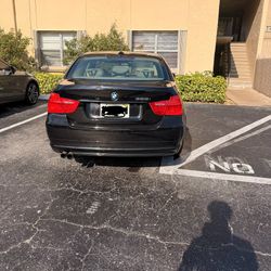 BMW 328i 2011