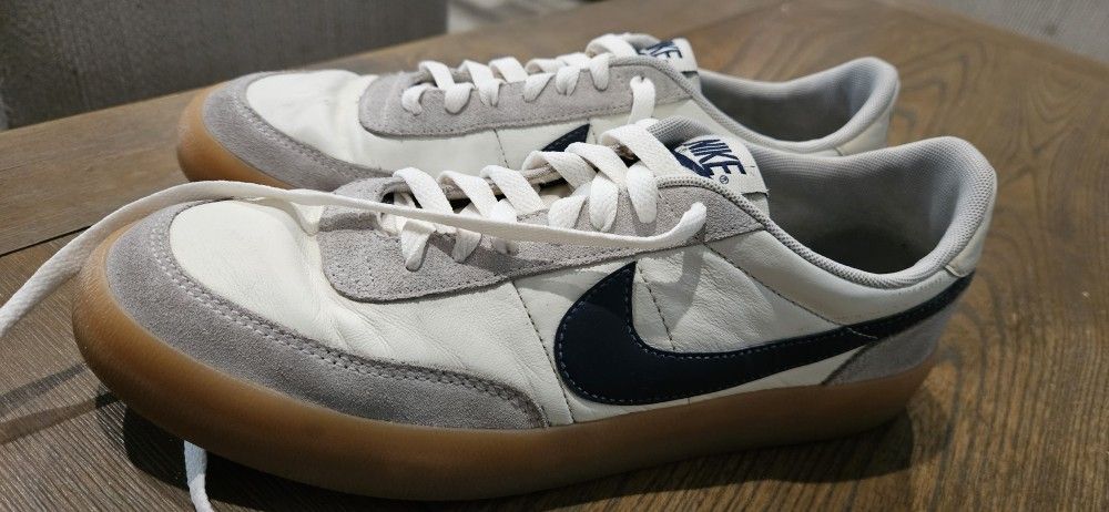 Nike Shoes Size 9