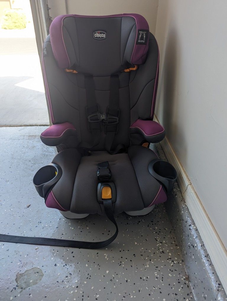 Chico Myfit Carseat/Booster Seat