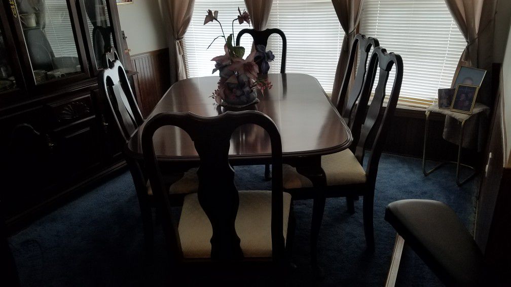 Cherry Dining Room Table With 6 Chairs