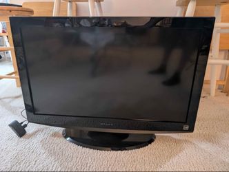 Dynex 32" LCD TV with Roku