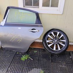2018 Nissan Altima Door And Wheel 
